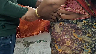 Mathvan, Who Lives in the Same House, Saw the House Owner’s Wife Wearing Panties and Wants to Taste Her