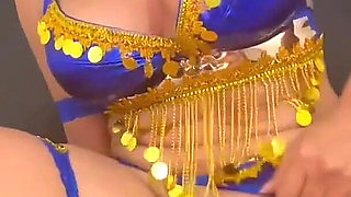 Arab Girl Opens Her Ass with a Big Cock