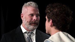 Silver Grizzly Bear vs slender twink!