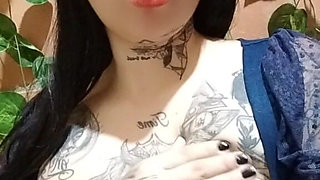 Pregnant with Her Stepfather Touches Herself While He Sees Her