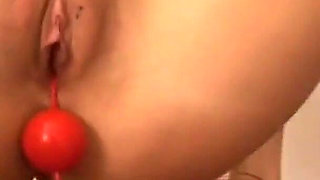 The porn casting of a naughty 18 year old loves to enjoy with sex toys and masturbates with her fingers