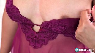 Fucks Herself With Two Toys With Kim Kreme