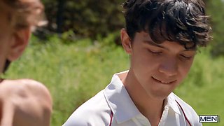 Young lads pause cricket game to fuck in the ass