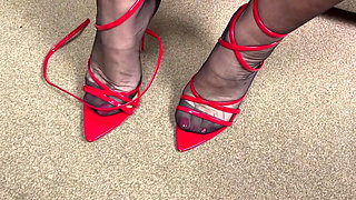 Mrs Mature Feet in Stunning Sexy Lingerie 464