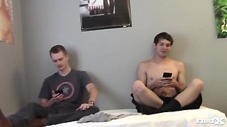 Smart Ass Bottom Boy - Fratx