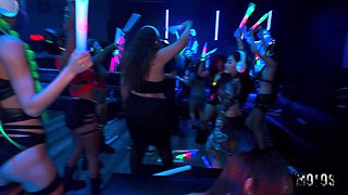 Cleo Moon's Disco Party Turns Into Wild Heat