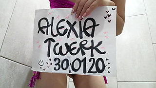 Dancing with Bikini and Get Full Naked with Soap HD Video