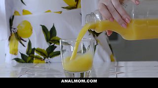 Step-mom next door gets fucked in arse