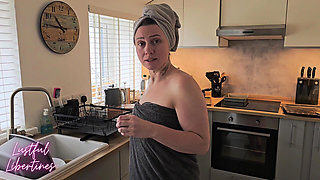 Creampie My Hairy Mature Stepmom. Cheating MILFs Are Irresistible