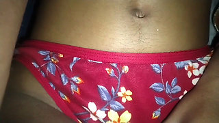 Desi virgin gf small boobs pressing and fucking