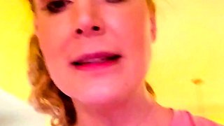 Sexy hottie Anetta Keys enjoys a solo toy masturbation