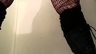 Milf try’s new BBC Dildo in public change room