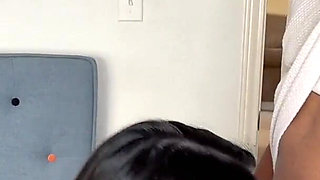 It's Complicated S01e15 Girls Gotta Hunt Too