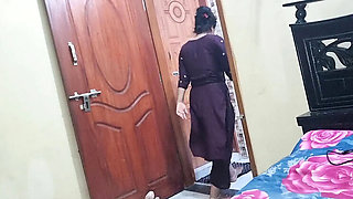 Bangladeshi Girl Hot Home Sex - Desi Bhabhi Doggystyle & Missionary with Big Cock
