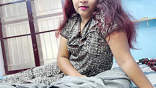 Mallu Girl Doing Hand Job and Penis Massage to Husband's Friend
