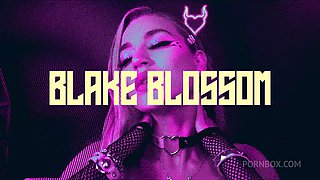 Blonde Goth Blake Blossom An Unforgettable Pussy Pounding - Pissvids