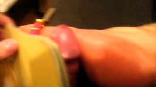 Amateur Foot Fetish Girlfriend Sucks and gives a Footjob