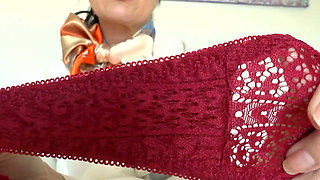 Sniffing Panties and Cumming! Lady Victoria Valente