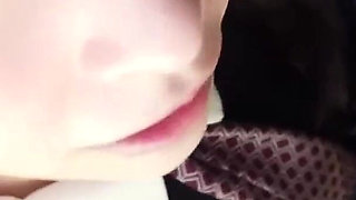 Office Heat-a Recruit-style Muse Mixes Her Sweet Voice with a Bold Outdoor Drink Chapter-2