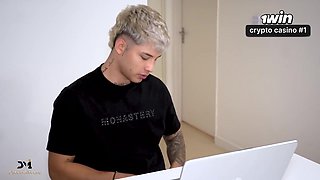 Inefficient Secretary Pays Her Colombian Boss With Her Pussy - Almendra Gala, Danner Mendez And Pussy Boss