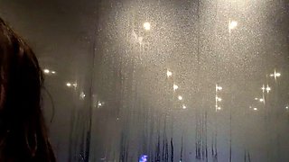 Gizem Savage Pleasures Her Cunt With Glass Dildo In Bathtub