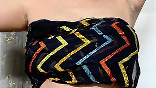 Linn Getting Nude Milking