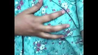 My sister-in-law's first video. How can everyone have fun watching Bhabhi?
