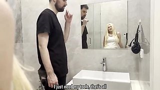 Hot Blonde Housewife Cheats on Husband with Plumber in Bathroom - Hardcore Doggy Style & Face Fuck