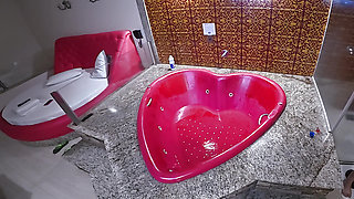 Sex underWATER, cumming between my boobs with underwear on