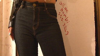 Come to the Gloryhole with Mistress