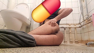 Anybody who loves big smooth ass to eat and fuck trust me i m the one