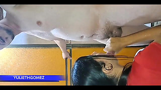 At the Gym I Give My Stepfather a Great Blowjob While the Trainer Is Watching Us ( Casero Real)