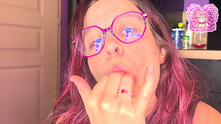Magda the Squirt Queen Dildos and Floods Her Kitchen - Squirt Solo Extreme