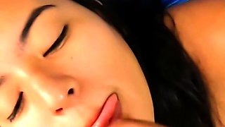le hago una mascarilla con mi semen a mi novia