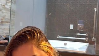 Sarinha busty glamour girl amateur porn