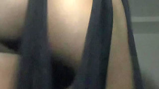 Ebony goddess dances after school