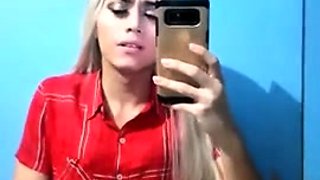 Victoria Salvatore Quick Masturbation With Cumshot