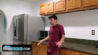 Sensual London River and Max Fills - milf trailer - Family Strokes