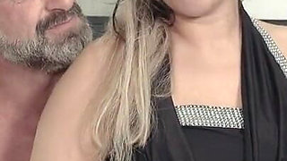 Farrah: Thumbs up