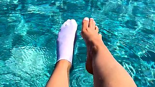 Flexible foot fetish masturbating with feet and hands