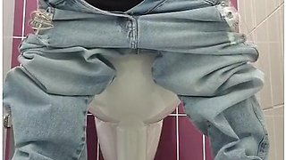 Pee In Public Toilet With Song :d