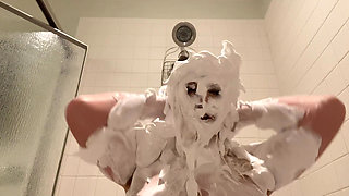 I Get Insanely Messy with Shaving Cream