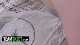 Virgin small stunner nikole nash does porn - teamskeet